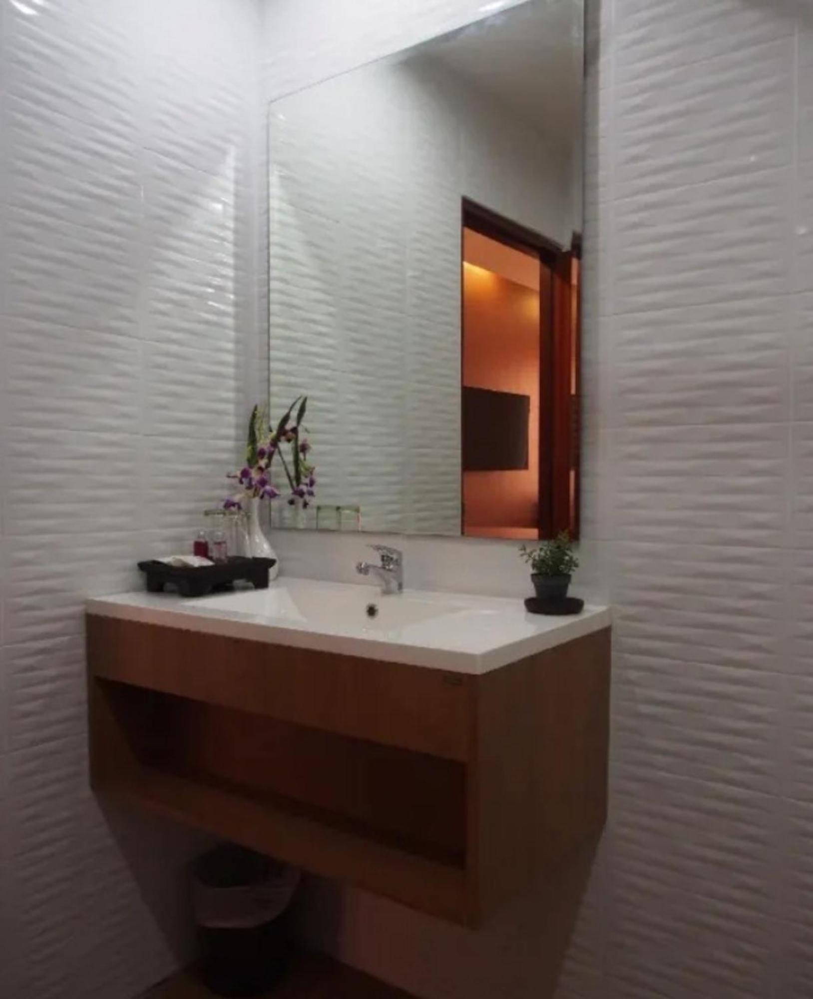 Hotel The Little Nest Phuket Zewnętrze zdjęcie